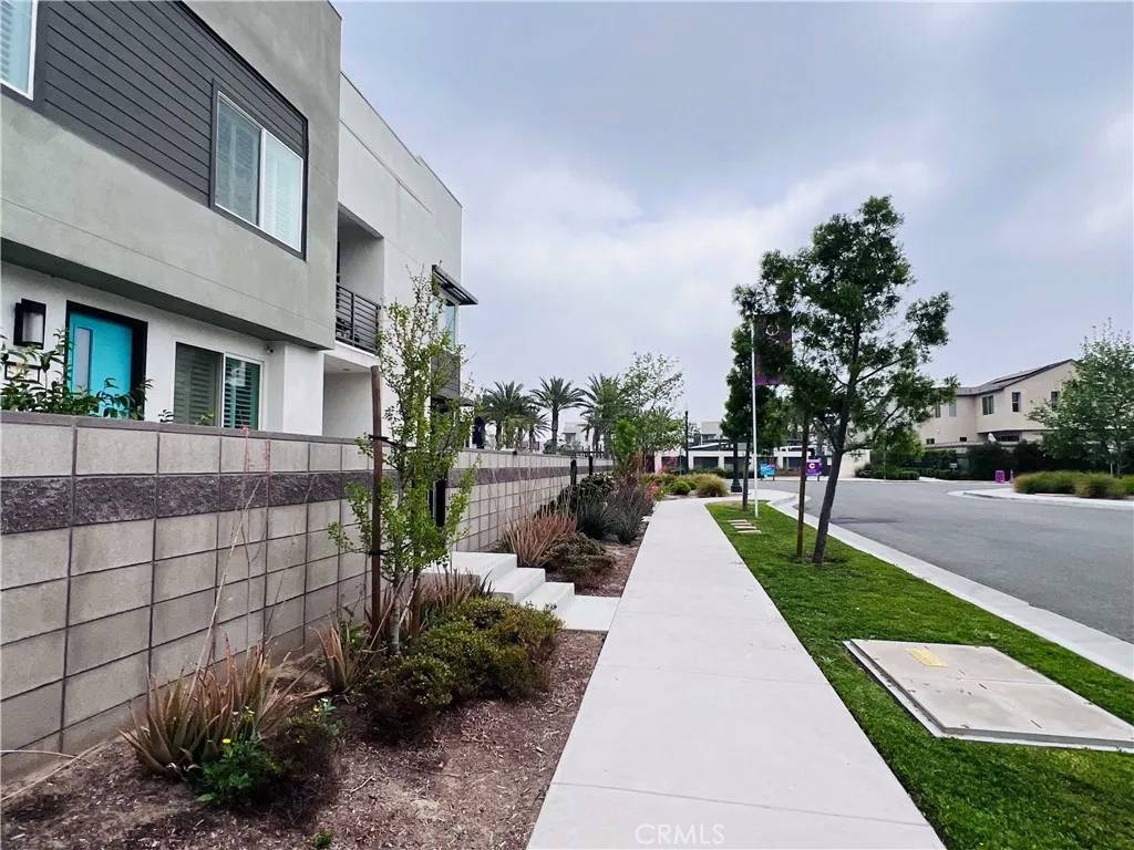 Ontario, CA 91761,3641 S Allston Paseo #9