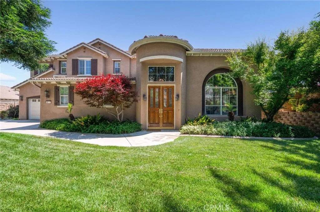 8911 Mustang Road, Alta Loma, CA 91701
