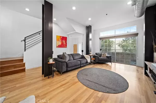 Playa Vista, CA 90094,5350 Playa Vista Drive #19