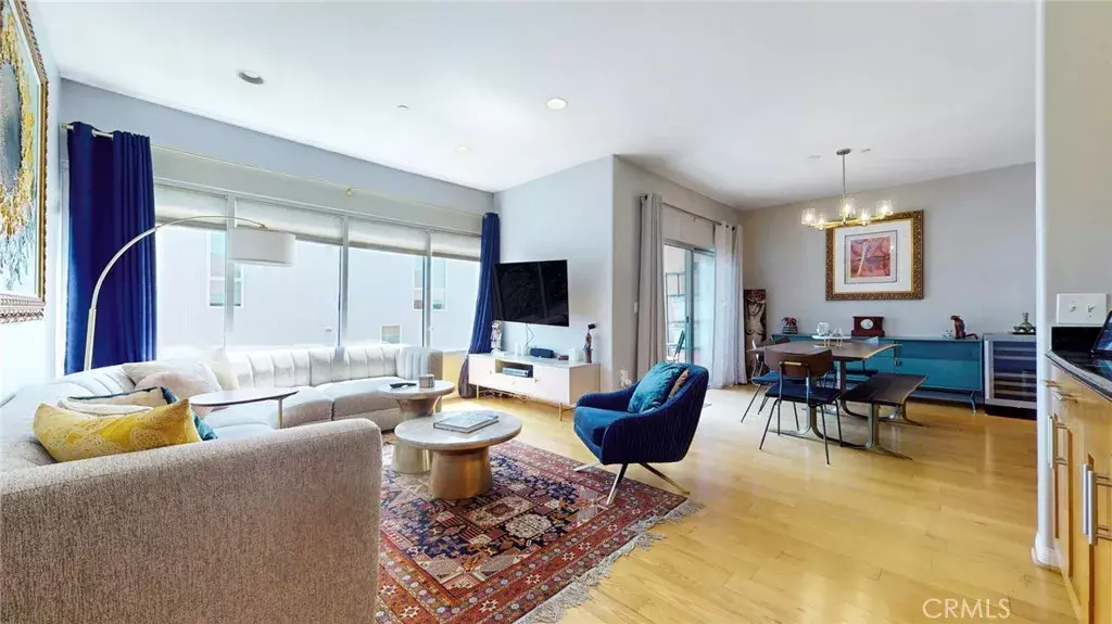 4821 Bakman Avenue #405, North Hollywood, CA 91601