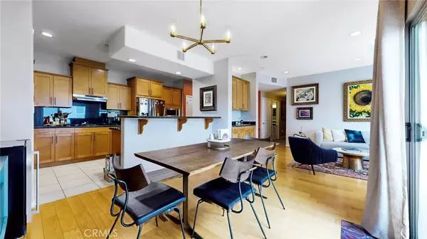 North Hollywood, CA 91601,4821 Bakman Avenue #405