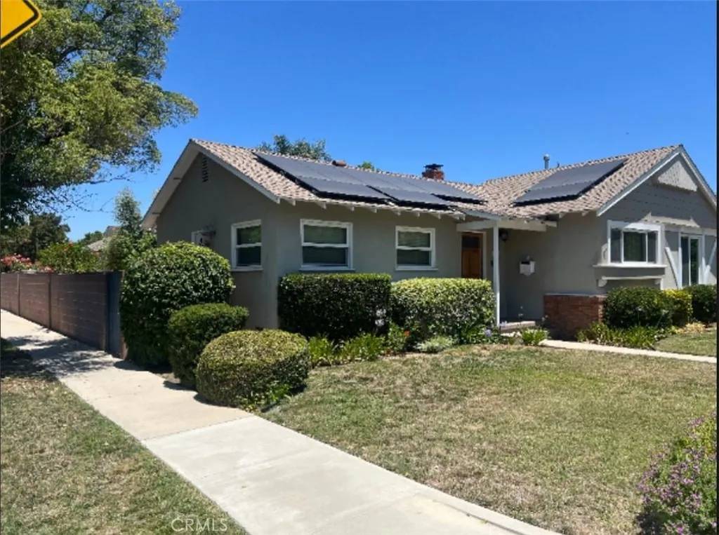 20431 Stagg Street, Winnetka, CA 91306