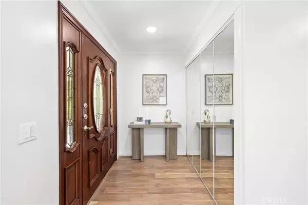 Los Angeles, CA 90042,624 Redfield Avenue