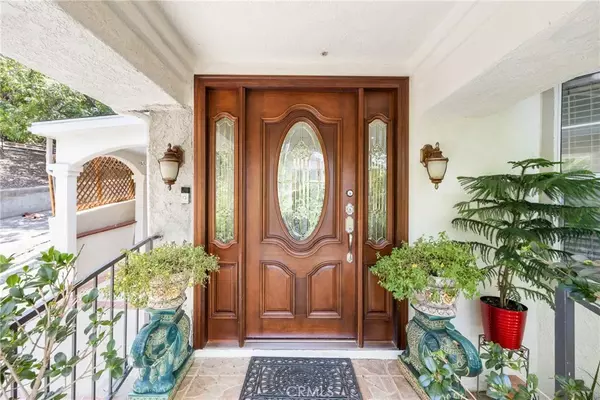 Los Angeles, CA 90042,624 Redfield Avenue