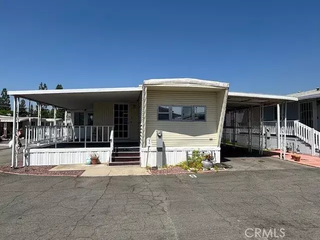 Duarte, CA 91010,1030 Bradbourne #9