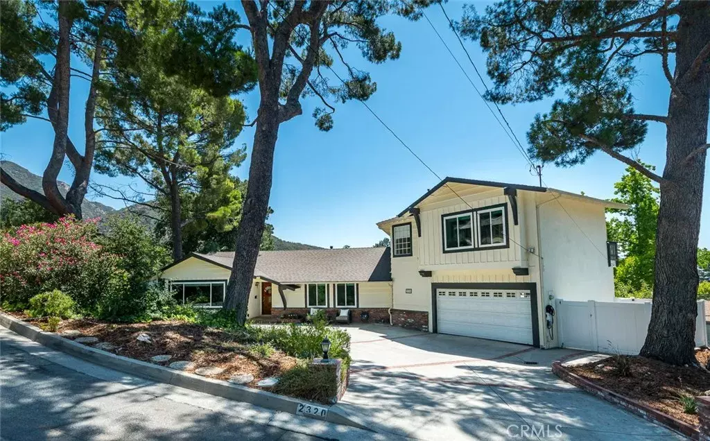 La Crescenta, CA 91214,2320 Jayma Lane