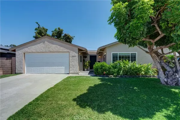 20322 Callaway Avenue, Lakewood, CA 90715