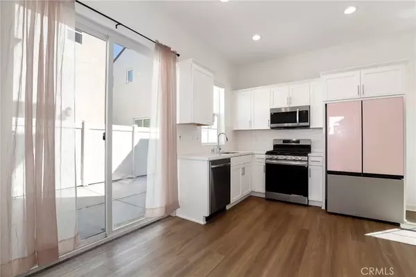 Ontario, CA 91762,2476 E Encanto Paseo