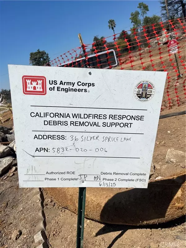 Altadena, CA 91001,36 Silver Spruce