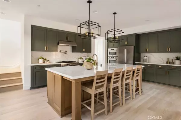 Altadena, CA 91001,197 E Palm Street