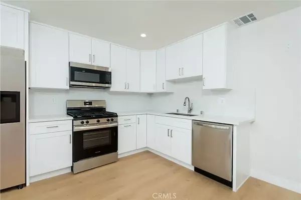 La Crescenta, CA 91214,4625 La Crescenta Avenue #A