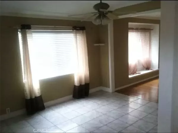 East Los Angeles, CA 90022,1438 S Woods