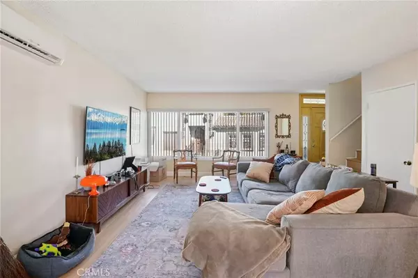 Los Angeles, CA 90039,2305 Silver Ridge Avenue