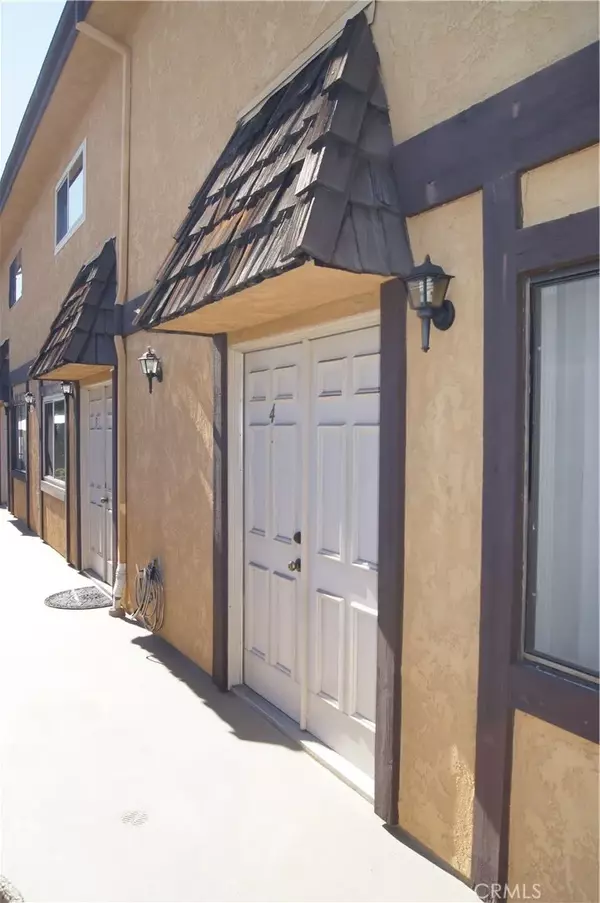 Glendale, CA 91204,437 Ivy Street #4