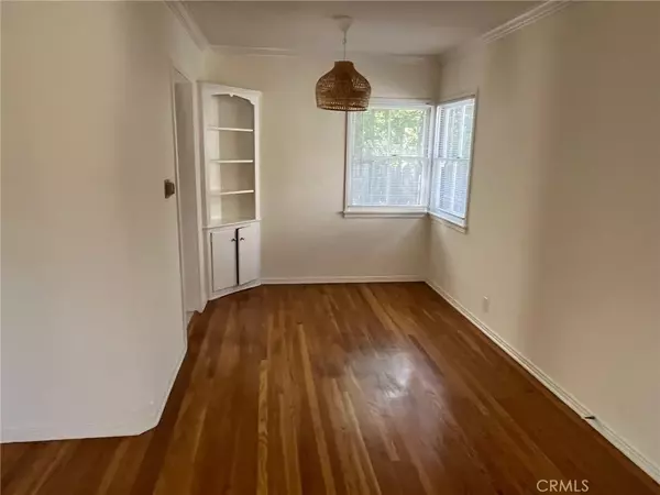 Pasadena, CA 91107,68 S Eastern