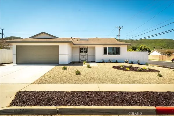 1020 W Hickory Avenue, Lompoc, CA 93436