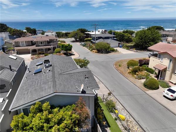 Cambria, CA 93428,304 Jean St