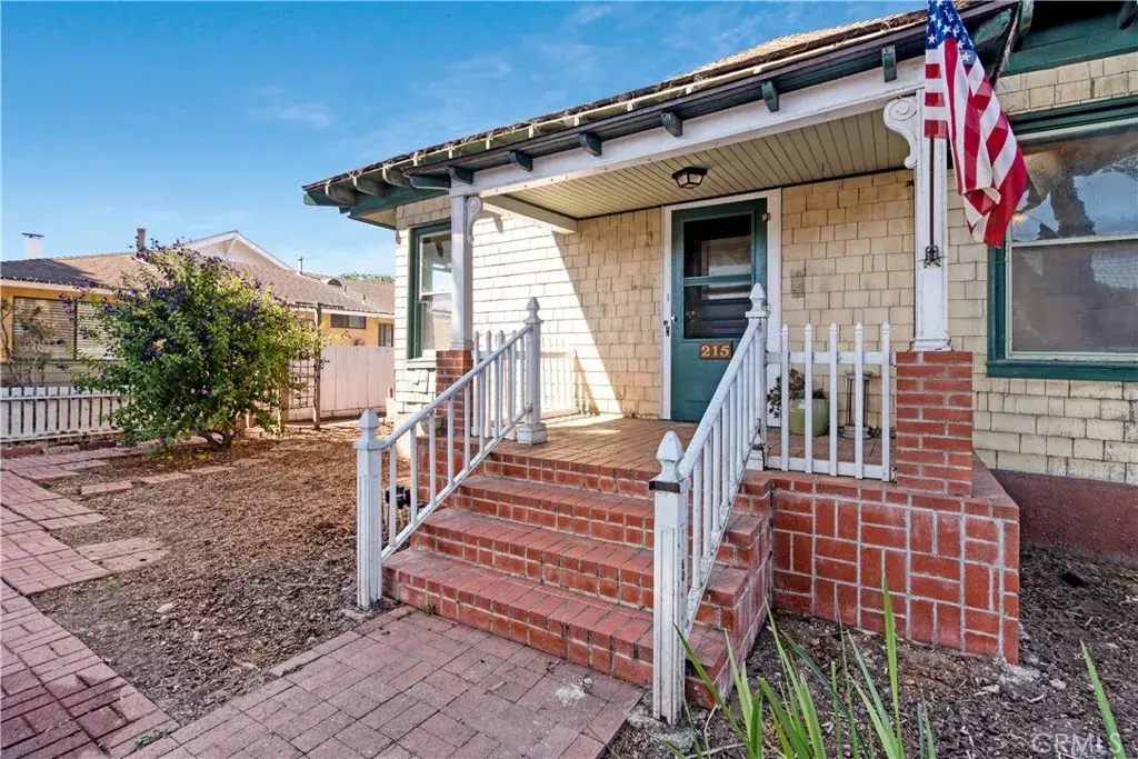 Lompoc, CA 93436,215 S H Street