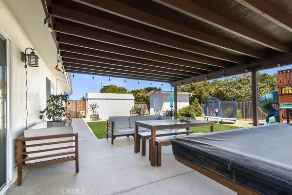 1000 Edwards Place, Lompoc, CA 93436