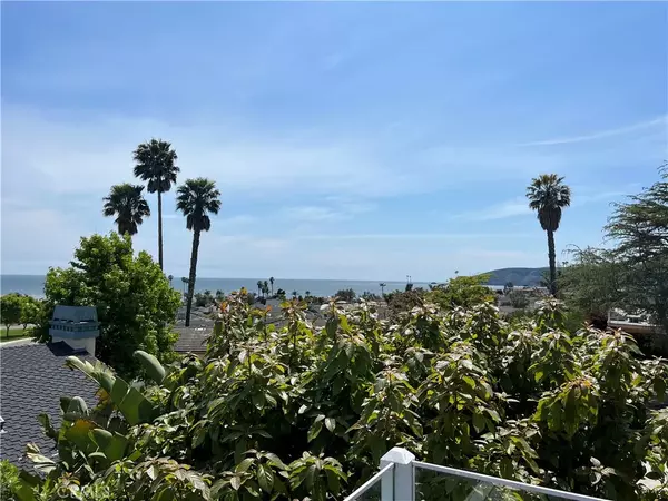 123 El Portal Drive, Pismo Beach, CA 93449