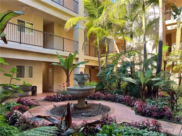 691 Price Street #104, Pismo Beach, CA 93449