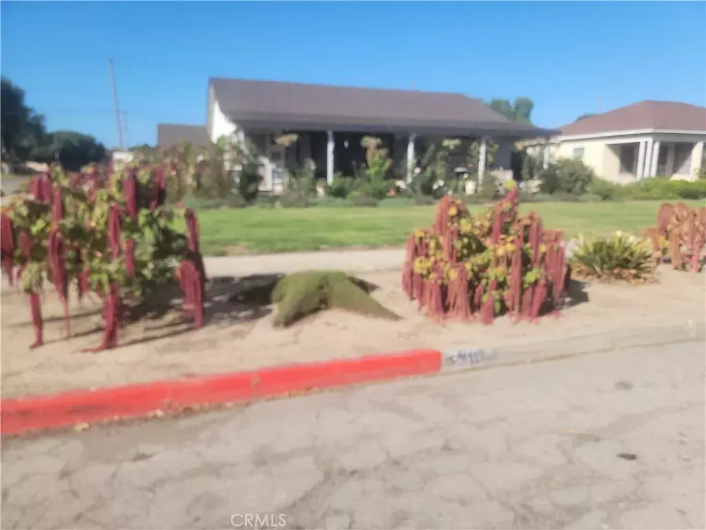 Lompoc, CA 93436,239 S D Street