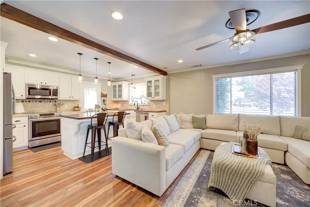 Paso Robles, CA 93446,715 Elm Court