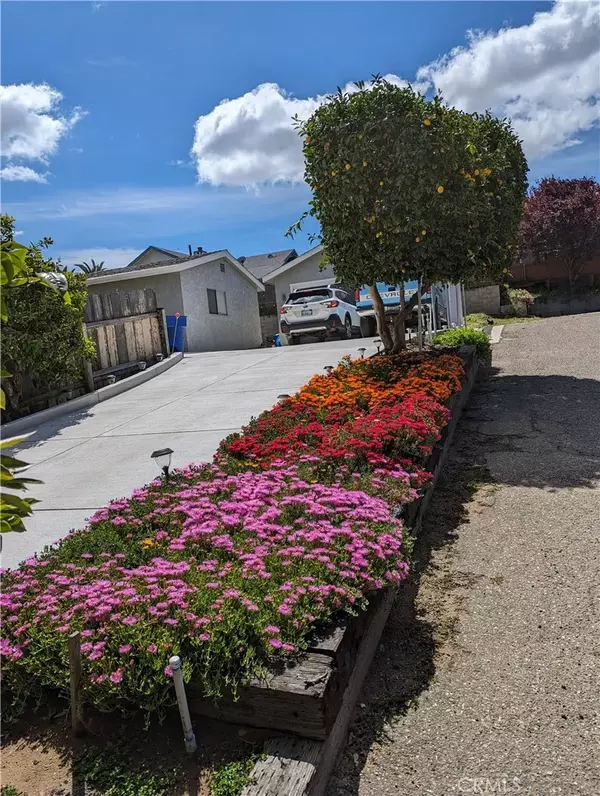 812 Calvin Court, Grover Beach, CA 93433