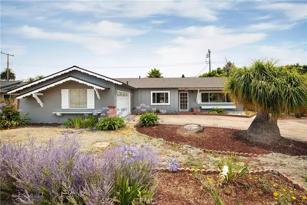 Goleta, CA 93117,6237 Momouth Avenue