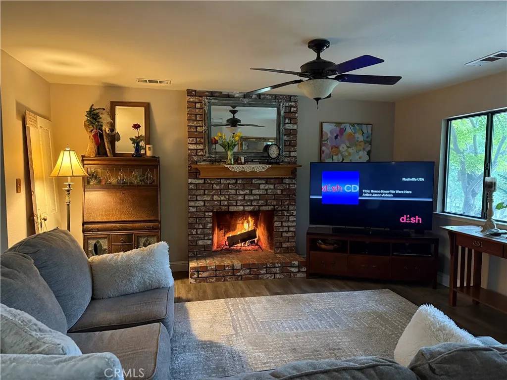Three Rivers, CA 93271,40820 Oak Ridge Drive