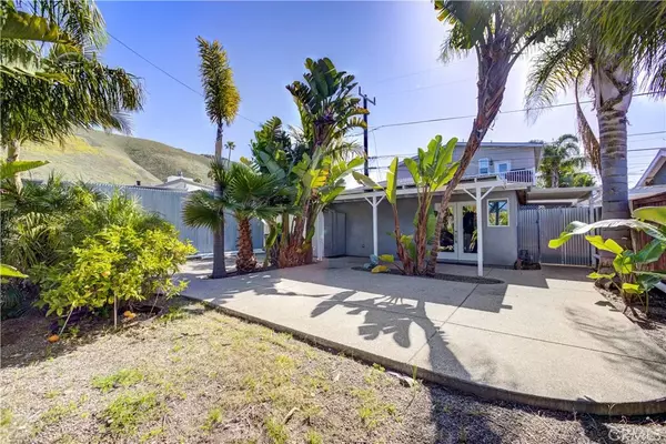 221 Esparto Avenue, Pismo Beach, CA 93449