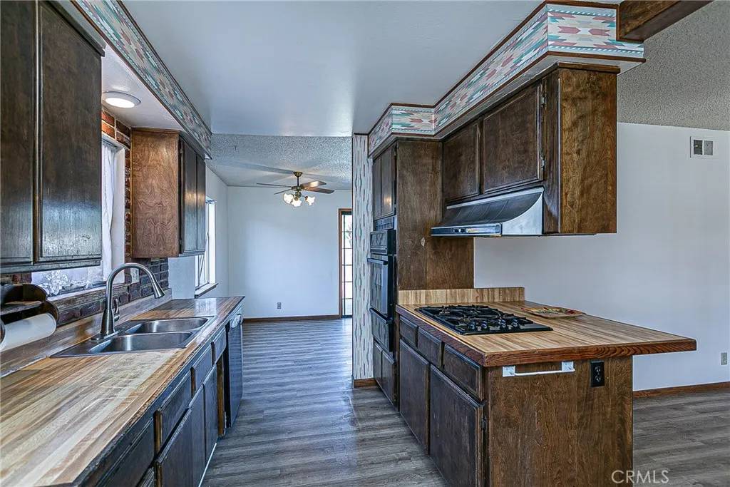 Lompoc, CA 93436,805 E Bush Avenue