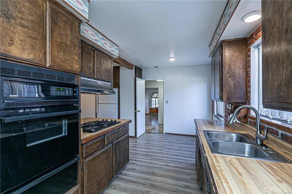 Lompoc, CA 93436,805 E Bush Avenue