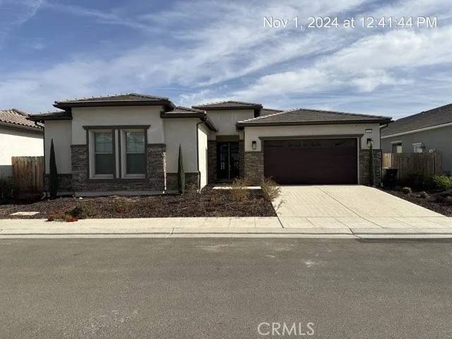 1765 N Whitmore Avenue, Clovis, CA 93619