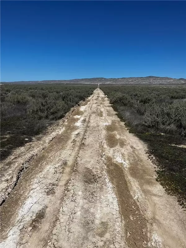 Santa Margarita, CA 93453,0 Bend