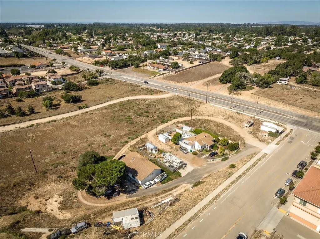 Nipomo, CA 93444,719 W Tefft