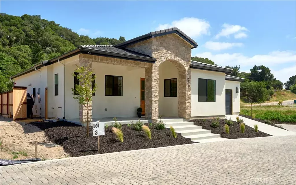 Arroyo Grande, CA 93420,216 Cobble Creek Way