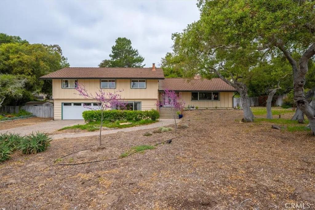 Lompoc, CA 93436,259 Saint Andrews Way