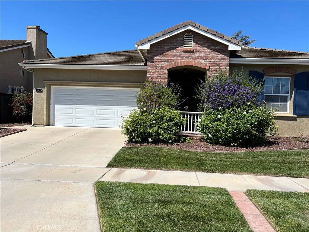 2435 Elliot Street, Santa Maria, CA 93455