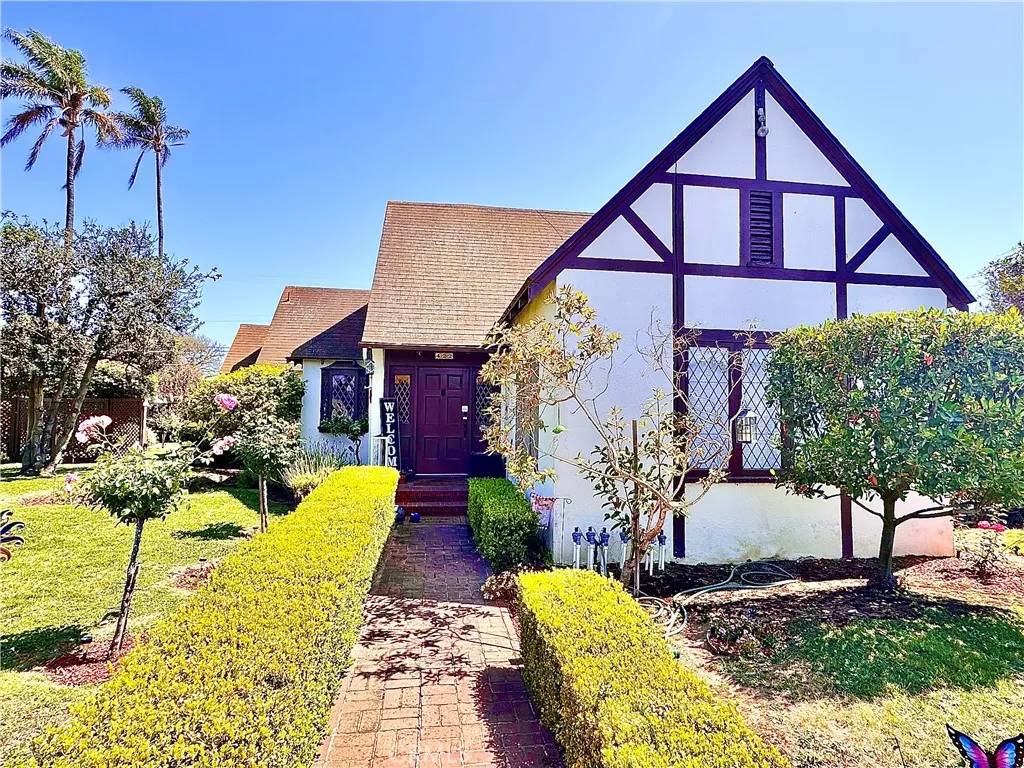 Santa Maria, CA 93454,422 E Hermosa Street