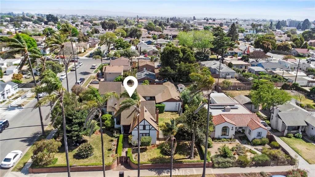 Santa Maria, CA 93454,422 E Hermosa Street