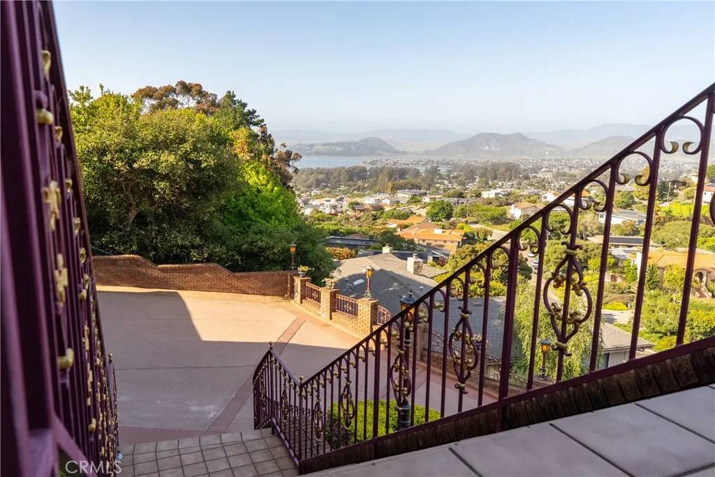 Los Osos, CA 93402,2743 Rodman Drive