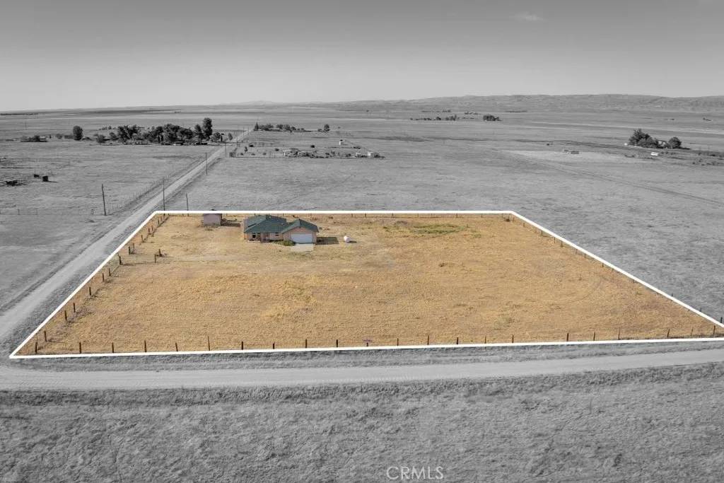 13765 Georgia Road, Santa Margarita, CA 93453