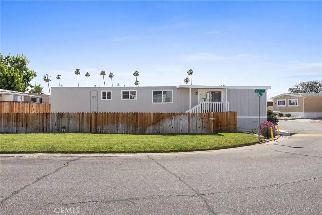 Bakersfield, CA 93308,306 Kings