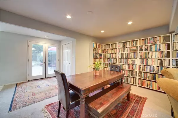 Paso Robles, CA 93446,149 Vine Street