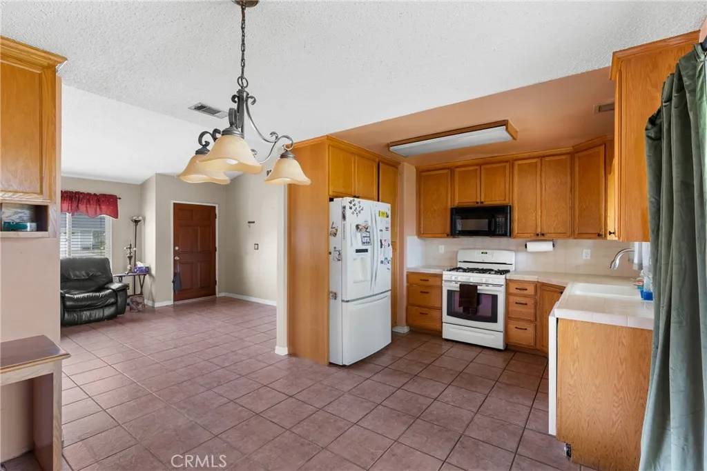 Santa Maria, CA 93454,924 Grapevine Road