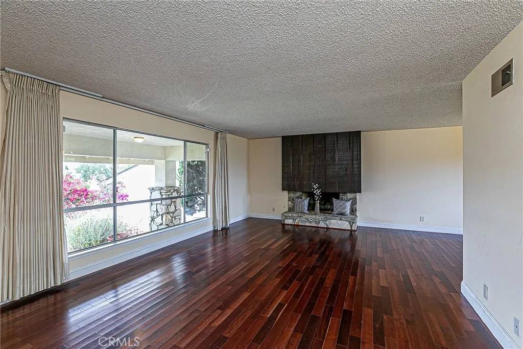 Santa Maria, CA 93455,1035 Brookside Avenue