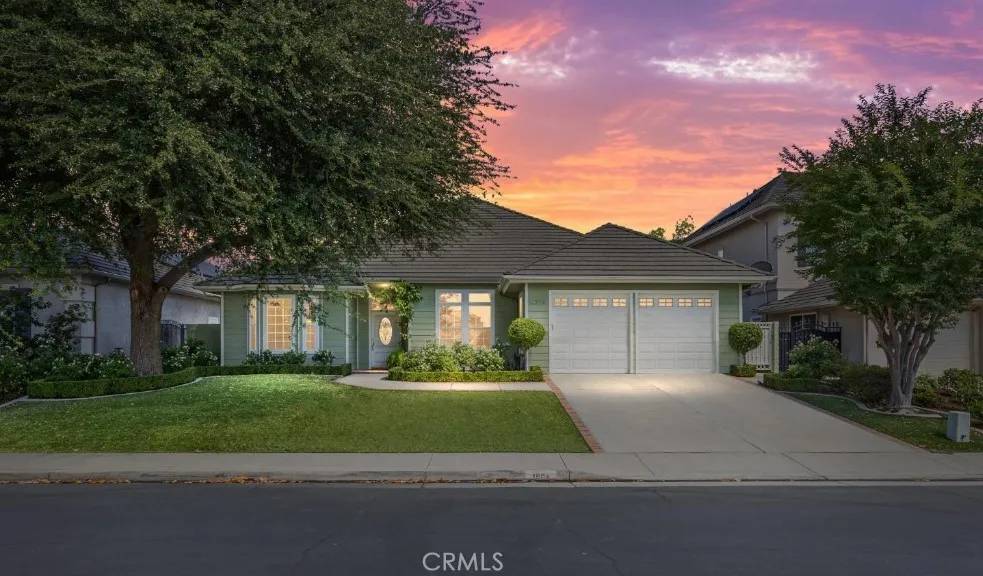 1904 Wedgemont Place, Bakersfield, CA 93311
