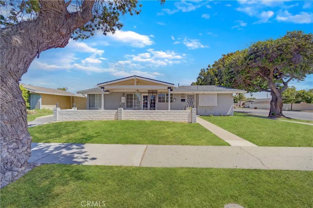 735 E Fesler Street, Santa Maria, CA 93454