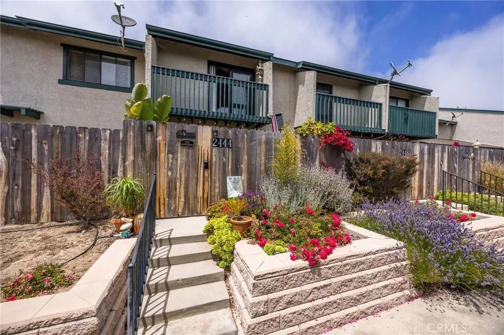 2444 La Costa Court #40, Oceano, CA 93445